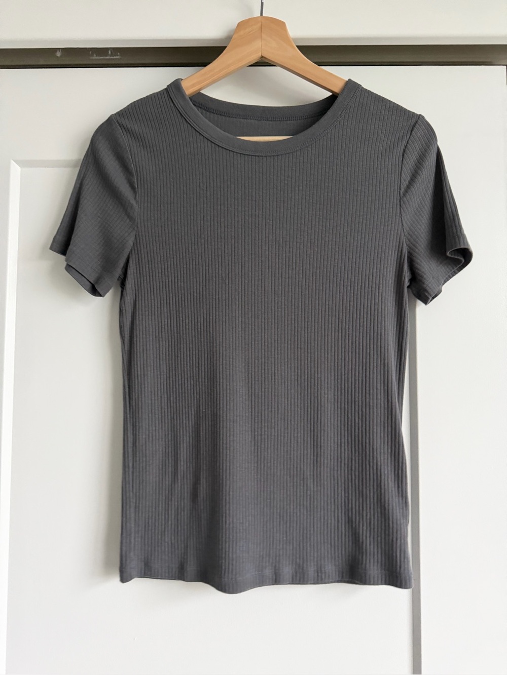 A New Day Women’s Ribbed Short-Sleeve T-Shirt - Gray